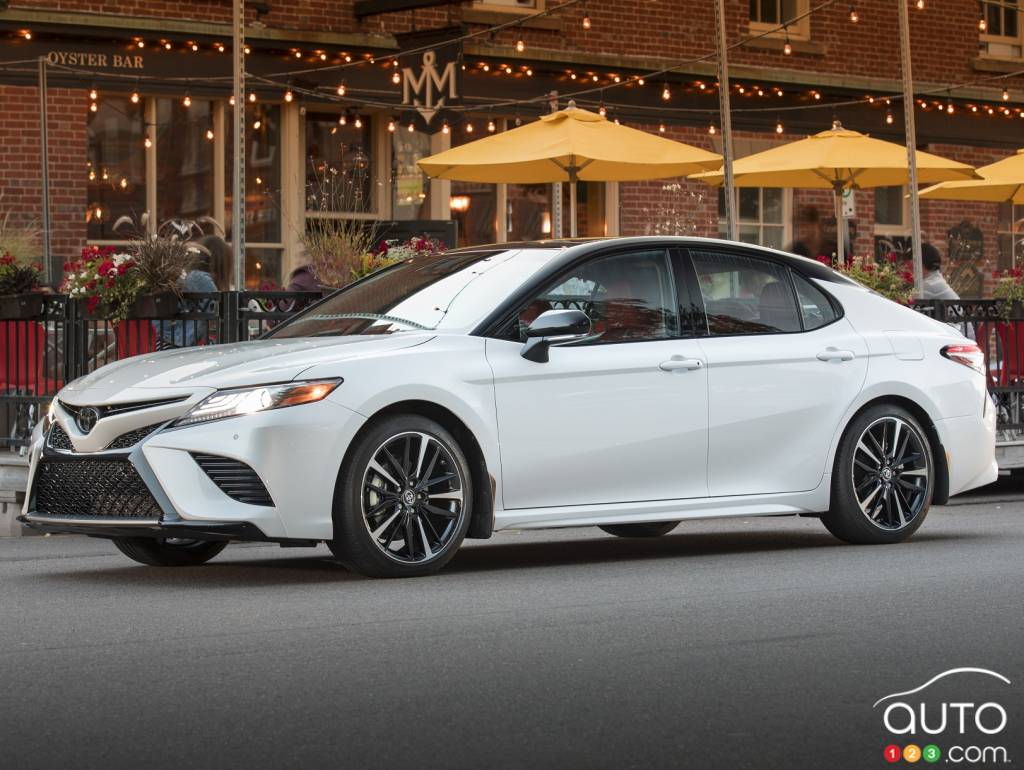 Toyota Camry 2019